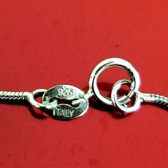 Genuine Black Tahitian Pearls Set In Italian Sterling Silver. Necklace Is 16" - Picture 2 of 4